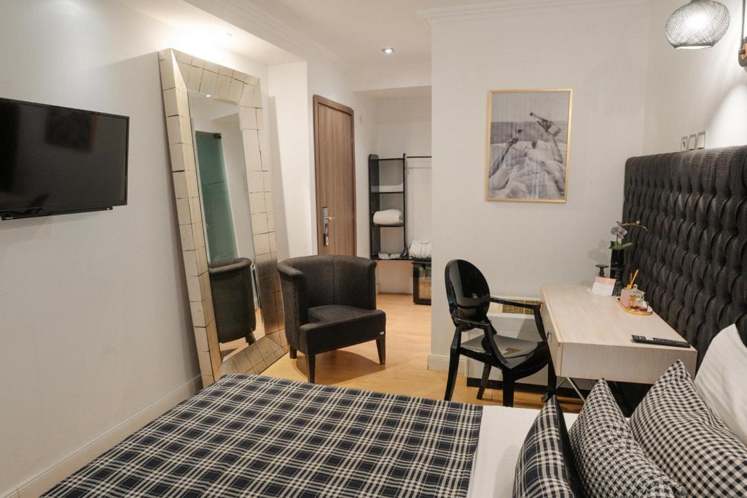 Andromeda Boutique Hotel Kastoria Bilik gambar