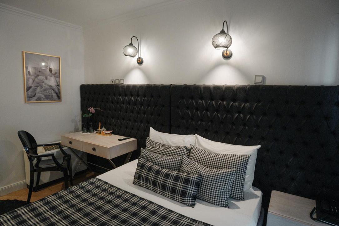 Andromeda Boutique Hotel Kastoria Bilik gambar